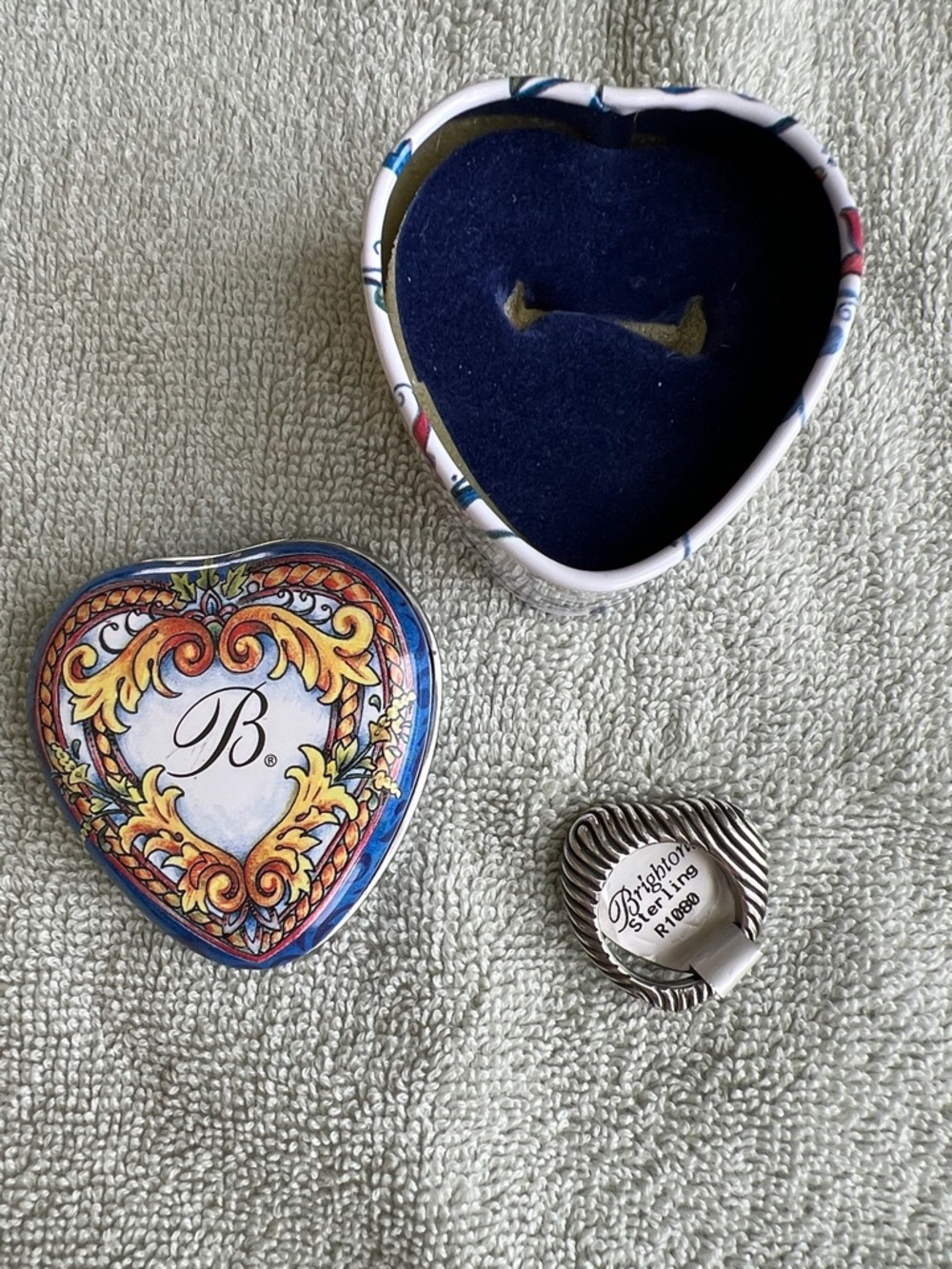 Brighton Silver Heart Ring - Picture 2 of 9